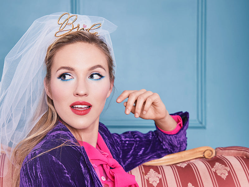 Zelta galvas lenta “Bride” ar plīvuru