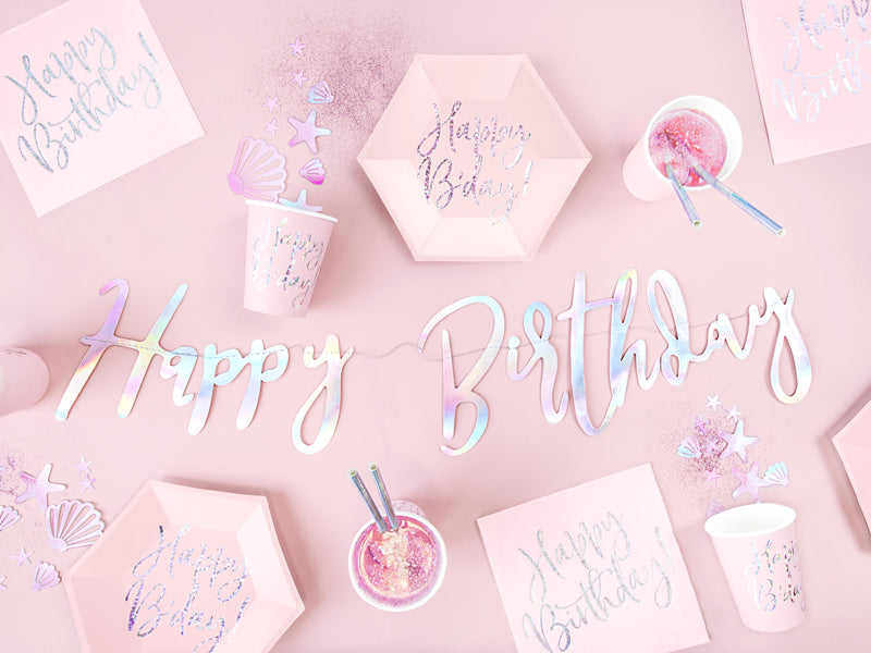 "Happy Birthday" papīra šķīvji 20 cm – Gaiši rozā ar mirdzošu uzrakstu, 6 gab.