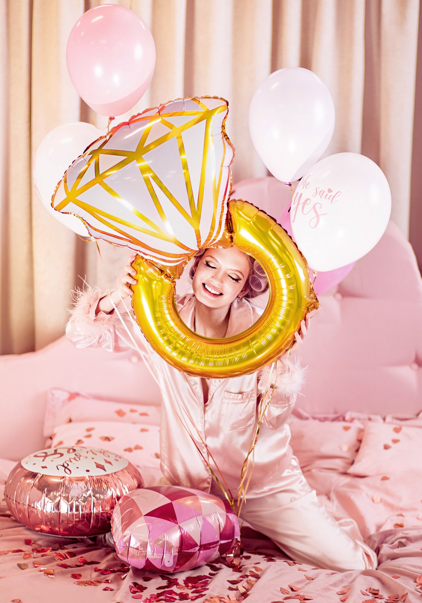 Folijas balons “Gredzena forma”, 41 × 72 cm, krāsu miks