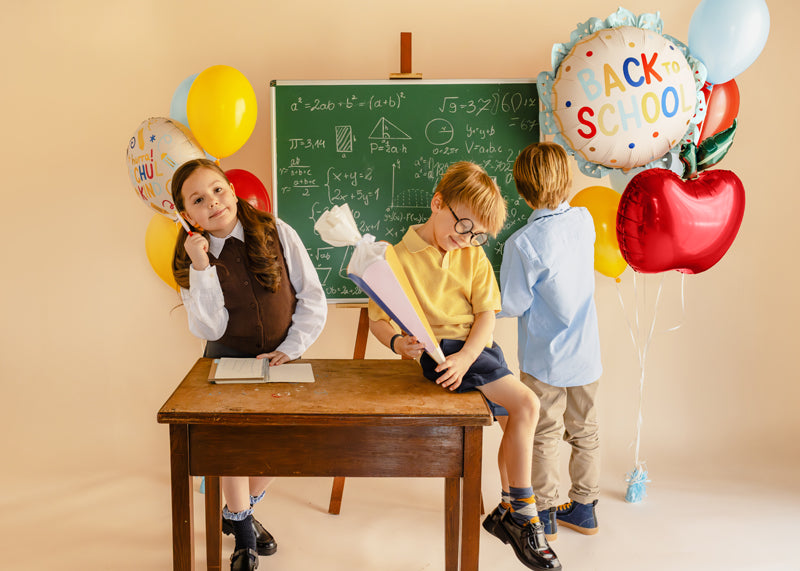 Folija balons Back to School 52 × 52 cm – Krēmkrāsas un zils skolas tematikas dekors