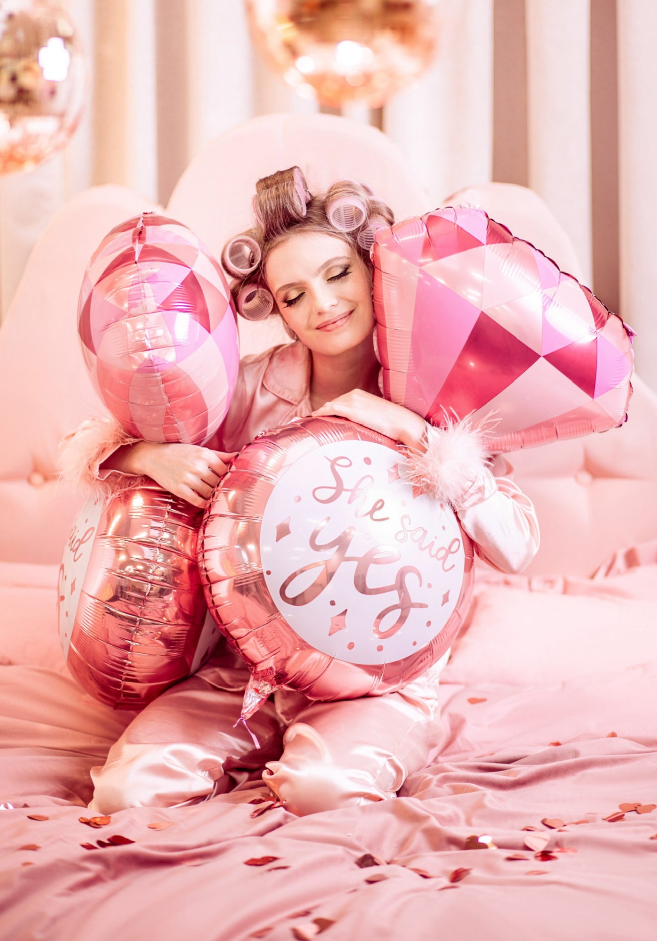 Folijas balons “Gredzena forma”, 41 × 72 cm, krāsu miks