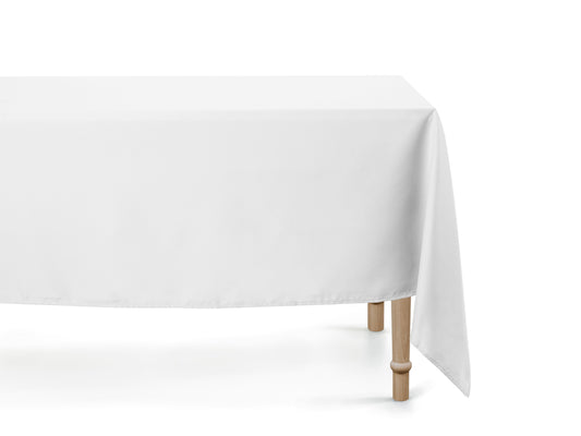 Balts matēts auduma galdauts 180x300 cm – Elegants svētku galda noformējums