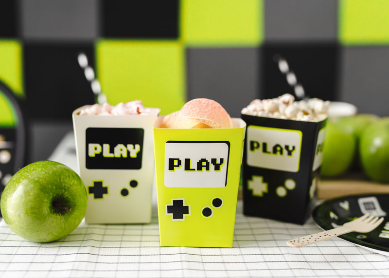 Popkorna kastītes “Play”, 6 gab. – geimeru ballītes uzkodu trauki