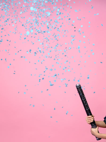 "Gender Reveal" konfeti kanons zils (60 cm) – dzimuma atklāšanai